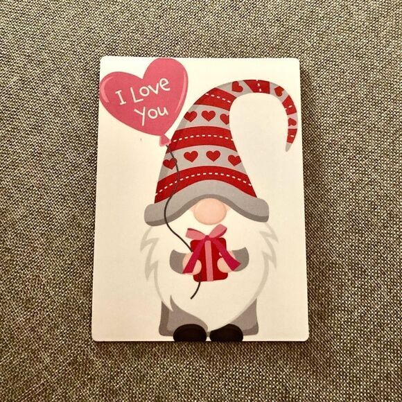 Cute Gnome Valentine's Magnet - Picture 2 of 3